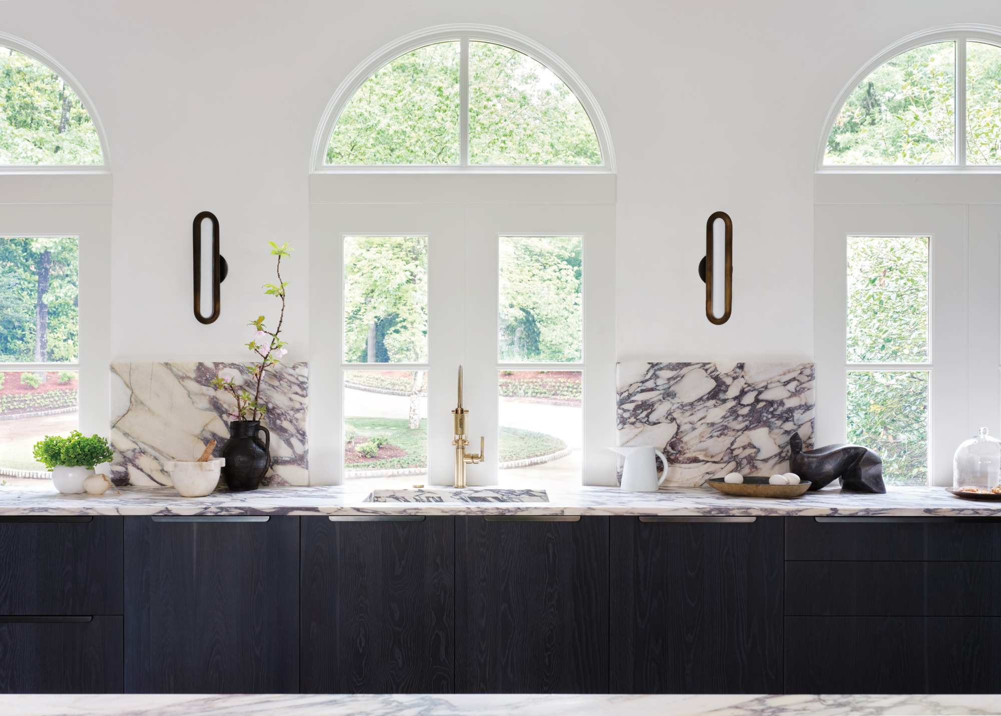 Litze® | Articulating Faucet With Finished Hose